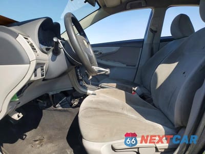 Zdjęcie 7 z 12 samochodu: 2013 TOYOTA COROLLA BASE VIN:2T1BU4EE1DC986627 - miniatura