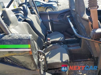 Zdjęcie 6 z 10 samochodu: 2024 KAWASAKI KRT1000 A VIN:JKARTCA10RB502364 - miniatura