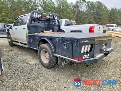 Drugie zdjęcie samochodu z przodu: 2025 CHEVROLET SILVERADO HD FLATBED TRUCK VIN:1GB4KSEY6SF180420 - miniatura