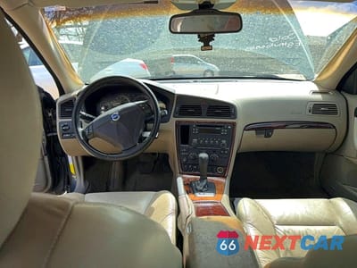 Zdjęcie 9 z 10 samochodu: 2006 VOLVO S60 2.5T VIN:YV1RS592062526042 - miniatura