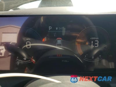 Zdjęcie 9 z 12 samochodu: 2025 HYUNDAI SANTA CRUZ SEL VIN:5NTJBDDE8SH147623 - miniatura