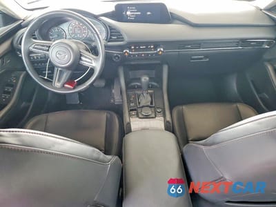 Zdjęcie 8 z 12 samochodu: 2021 MAZDA 3 PREMIUM PLUS VIN:JM1BPBEY1M1330177 - miniatura