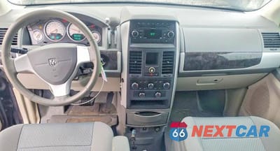 Zdjęcie 8 z 13 samochodu: 2010 DODGE GRAND CARAVAN SXT VIN:2D4RN5D16AR420252 - miniatura