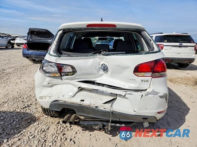 Zdjęcie 6 z 11 samochodu: 2014 VOLKSWAGEN GOLF VIN:WVWDM7AJ8EW000063 - miniatura