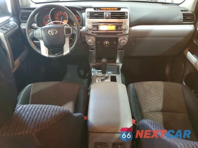 Zdjęcie 8 z 12 samochodu: 2010 TOYOTA 4RUNNER SR5 VIN:JTEZU5JRXA5013473 - miniatura