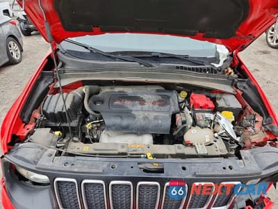 Zdjęcie 12 z 14 samochodu: 2019 JEEP RENEGADE LATITUDE VIN:ZACNJBBB1KPK50290 - miniatura