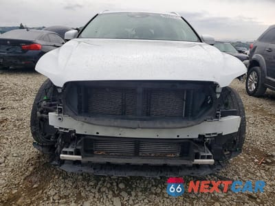 Piąte zdjęcie samochodu w środku: 2021 VOLVO XC60 T8 RECHARGE INSCRIPTION VIN:YV4BR0DL9M1828757 - miniatura