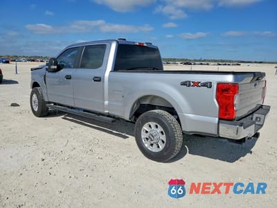 Drugie zdjęcie samochodu z przodu: 2022 FORD F250 SUPER DUTY VIN:1FT7W2B60NEG40505 - miniatura