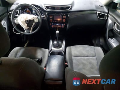 Zdjęcie 8 z 12 samochodu: 2016 NISSAN ROGUE SV VIN:KNMAT2MV0GP650672 - miniatura