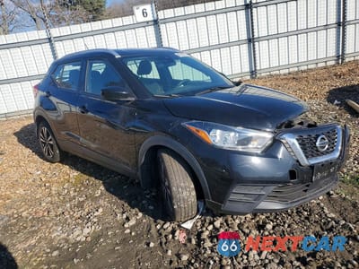 Czwarte zdjęcie samochodu z boku: 2020 NISSAN KICKS SV VIN:3N1CP5CV4LL527790 - miniatura