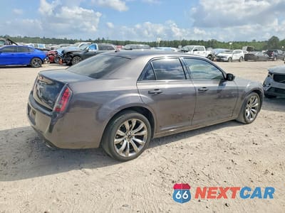 Trzecie zdjęcie samochodu z tyłu: 2014 CHRYSLER 300 S VIN:2C3CCABG9EH376711 - miniatura