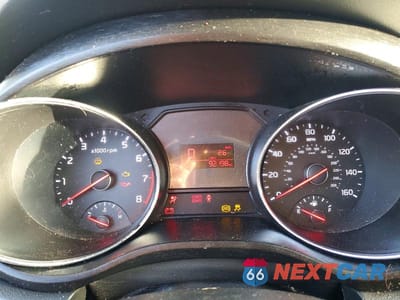 Zdjęcie 9 z 13 samochodu: 2016 KIA SEDONA LX VIN:KNDMB5C13G6102347 - miniatura