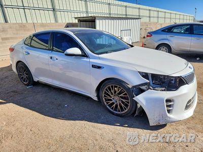Czwarte zdjęcie samochodu z boku: 2016 KIA OPTIMA SX TURBO VIN:5XXGW4L25GG024871 - miniatura