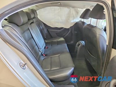 Zdjęcie 10 z 11 samochodu: 2014 VOLKSWAGEN JETTA SE VIN:3VWD17AJ0EM295472 - miniatura