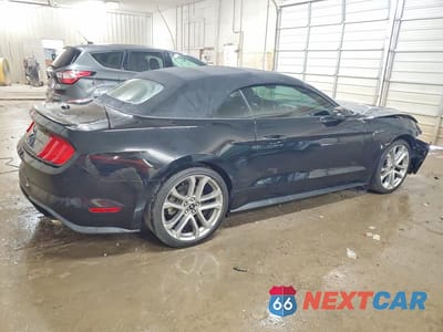 Trzecie zdjęcie samochodu z tyłu: 2020 FORD MUSTANG VIN:1FATP8UH7L5161921 - miniatura