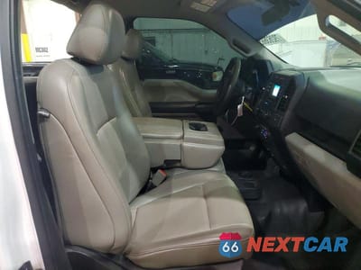 Zdjęcie 10 z 12 samochodu: 2018 FORD F150 VIN:1FTMF1CB5JKE81629 - miniatura