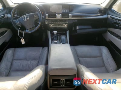 Zdjęcie 8 z 12 samochodu: 2015 LEXUS LS 460 BASE VIN:JTHBL5EF4F5133333 - miniatura
