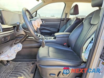 Zdjęcie 7 z 13 samochodu: 2025 KIA SORENTO S VIN:5XYRLDJCXSG342454 - miniatura