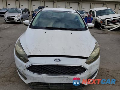 Piąte zdjęcie samochodu w środku: 2016 FORD FOCUS SE VIN:1FADP3F23GL341205 - miniatura