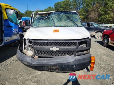 Piąte zdjęcie samochodu w środku: 2006 CHEVROLET EXPRESS 2500 DELIVERY VAN VIN:1GCGG25V661187547 - miniatura