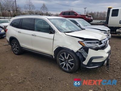 Czwarte zdjęcie samochodu z boku: 2019 HONDA PILOT ELITE VIN:5FNYF6H00KB009388 - miniatura