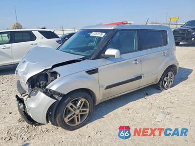 2011 KIA SOUL + KNDJT2A29B7709799 - główne zdjęcie licytacji z USA - miniatura