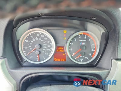 Zdjęcie 9 z 12 samochodu: 2011 BMW M3 VIN:WBSDX9C55BE584757 - miniatura