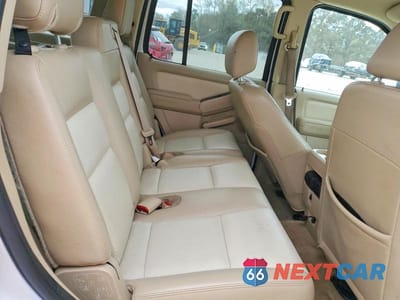 Zdjęcie 11 z 12 samochodu: 2006 FORD EXPLORER XLT VIN:1FMEU73E16UA89844 - miniatura