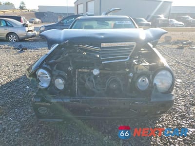 Piąte zdjęcie samochodu w środku: 2002 MERCEDES-BENZ E 430 VIN:WDBJF70J22B481959 - miniatura