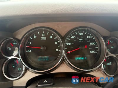 Zdjęcie 8 z 10 samochodu: 2013 CHEVROLET SILVERADO C3500 VIN:1GB5CZEG3DZ248983 - miniatura