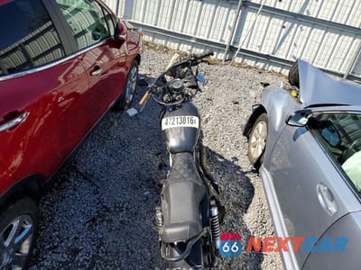 Zdjęcie 6 z 9 samochodu: 2004 HARLEY-DAVIDSON XL883 C VIN:1HD4CJM184K421748 - miniatura