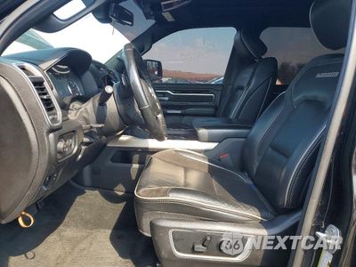 Zdjęcie 7 z 12 samochodu: 2019 RAM 1500 LARAMIE VIN:1C6SRFJT8KN847615 - miniatura