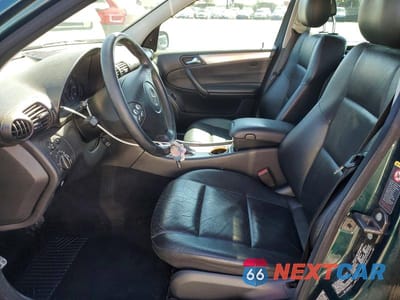 Zdjęcie 7 z 12 samochodu: 2005 MERCEDES-BENZ C 230K SPORT SEDAN VIN:WDBRF40J25F645046 - miniatura