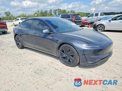 Czwarte zdjęcie samochodu z boku: 2024 TESLA MODEL 3 VIN:5YJ3E1ET4RF782759 - miniatura