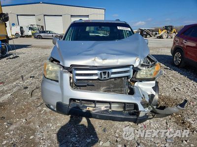 Piąte zdjęcie samochodu w środku: 2006 HONDA PILOT EX VIN:5FNYF28526B012917 - miniatura