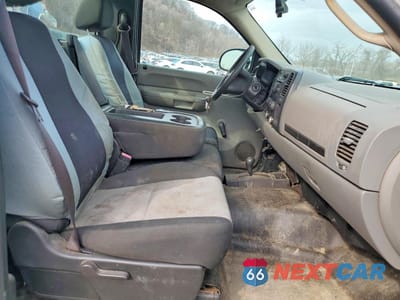 Zdjęcie 10 z 12 samochodu: 2008 CHEVROLET SILVERADO K1500 VIN:1GCEK14X08Z162389 - miniatura