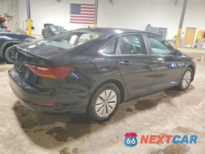 Trzecie zdjęcie samochodu z tyłu: 2019 VOLKSWAGEN JETTA S VIN:3VWC57BU1KM045808 - miniatura