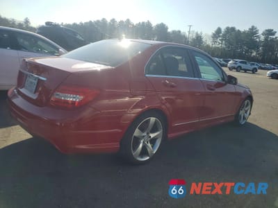 Trzecie zdjęcie samochodu z tyłu: 2014 MERCEDES-BENZ C 250 VIN:WDDGF4HB7EA967674 - miniatura