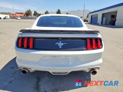Zdjęcie 6 z 12 samochodu: 2015 FORD MUSTANG VIN:1FA6P8AM8F5362617 - miniatura