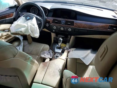 Zdjęcie 8 z 12 samochodu: 2009 BMW 528 XI VIN:WBANV13549C153462 - miniatura