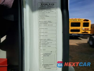 Zdjęcie 10 z 10 samochodu: 2022 VOLVO VNR - SEMI TRUCK VIN:4V4WC9EH7NN314635 - miniatura