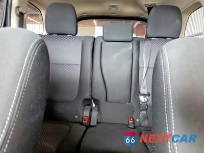 Zdjęcie 10 z 13 samochodu: 2018 MITSUBISHI OUTLANDER SE VIN:JA4AD3A37JJ004149 - miniatura