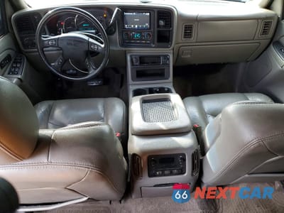 Zdjęcie 8 z 14 samochodu: 2005 GMC NEW SIERRA VIN:2GTEC13T151180142 - miniatura