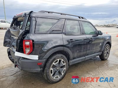 Trzecie zdjęcie samochodu z tyłu: 2024 FORD BRONCO SPORT OUTER BANKS VIN:3FMCR9C66RRF27055 - miniatura