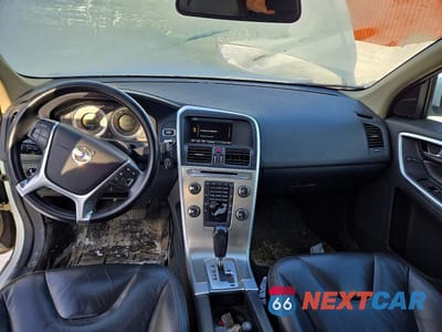 Zdjęcie 8 z 12 samochodu: 2012 VOLVO XC60 3.2 VIN:YV4952DZ9C2263381 - miniatura