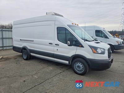 Czwarte zdjęcie samochodu z boku: 2016 FORD TRANSIT T-350 HD REFRIGERATED DELIVERY VAN VIN:1FTBF4XG3GKA00347 - miniatura