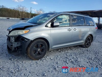 2011 TOYOTA SIENNA 5TDKK3DCXBS061509 - główne zdjęcie licytacji z USA - miniatura