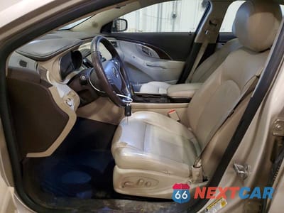Zdjęcie 7 z 11 samochodu: 2014 BUICK LACROSSE VIN:1G4GB5G31EF306047 - miniatura