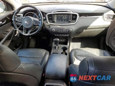 Zdjęcie 8 z 12 samochodu: 2017 KIA SORENTO EX V6 VIN:5XYPHDA51HG203607 - miniatura