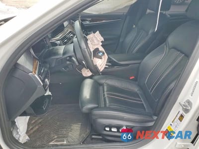 Zdjęcie 7 z 12 samochodu: 2018 BMW 540 XI VIN:WBAJE7C56JWC55790 - miniatura